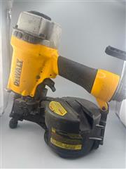 J06-DEWALT NAILER